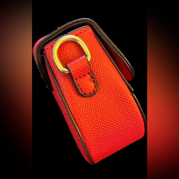 Red Designer Leather Women's Bag - Picture 4 of 7